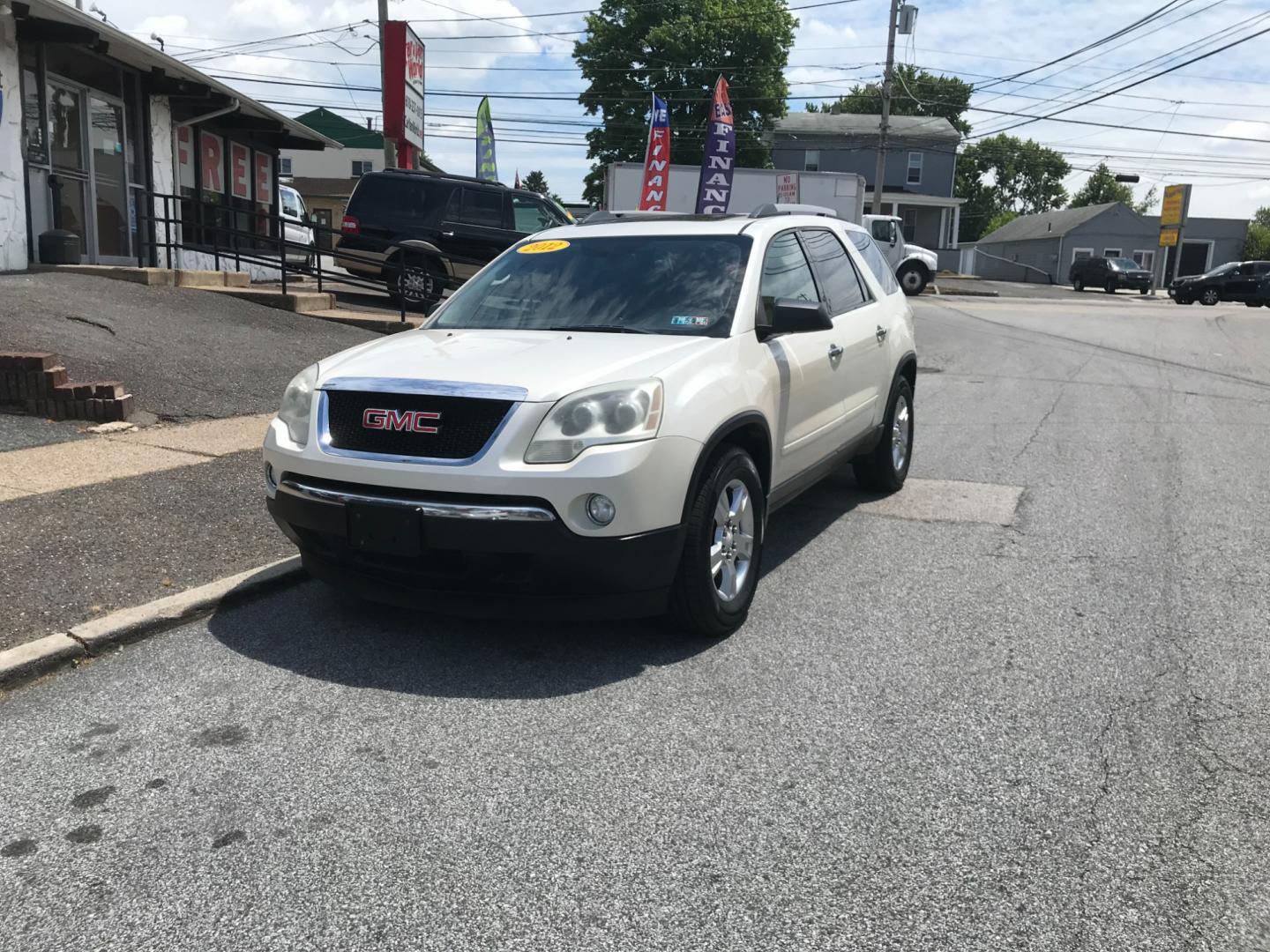 2012 White /Gray GMC Acadia SLE (1GKKVPED0CJ) with an 3.6 V6 engine, Automatic transmission, located at 577 Chester Pike, Prospect Park, PA, 19076, (610) 237-1015, 39.886154, -75.302338 - Photo#2